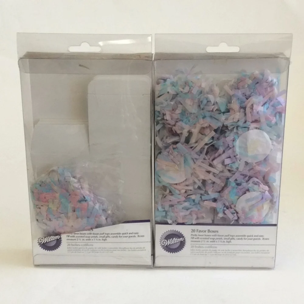 Wilton 31 Favor Boxes (2) boxes